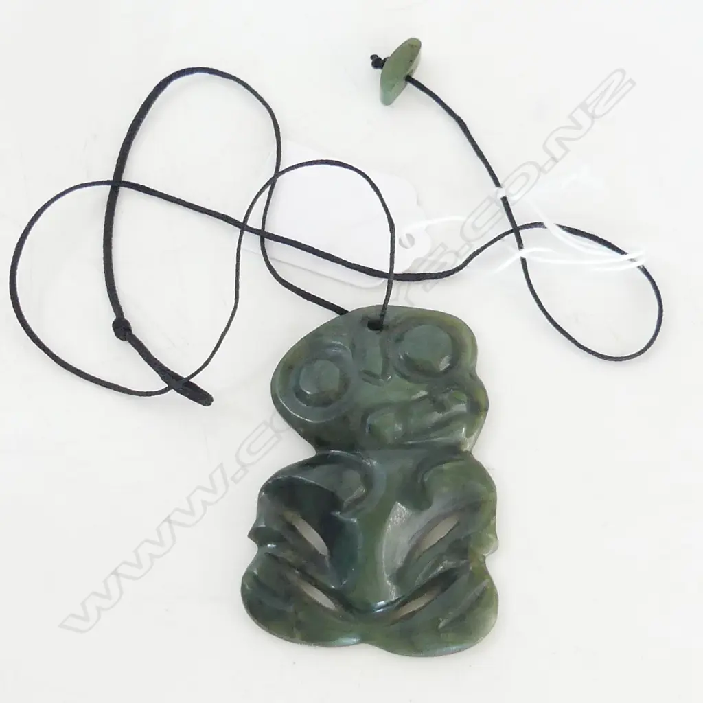 VINTAGE NEPHRITE HEI TIKI  Image 1++