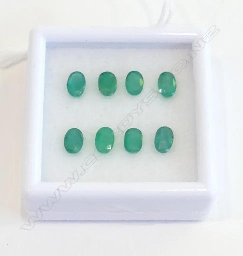EMERALD 6X4 OVAL 8 = 4.25CT Image 1++