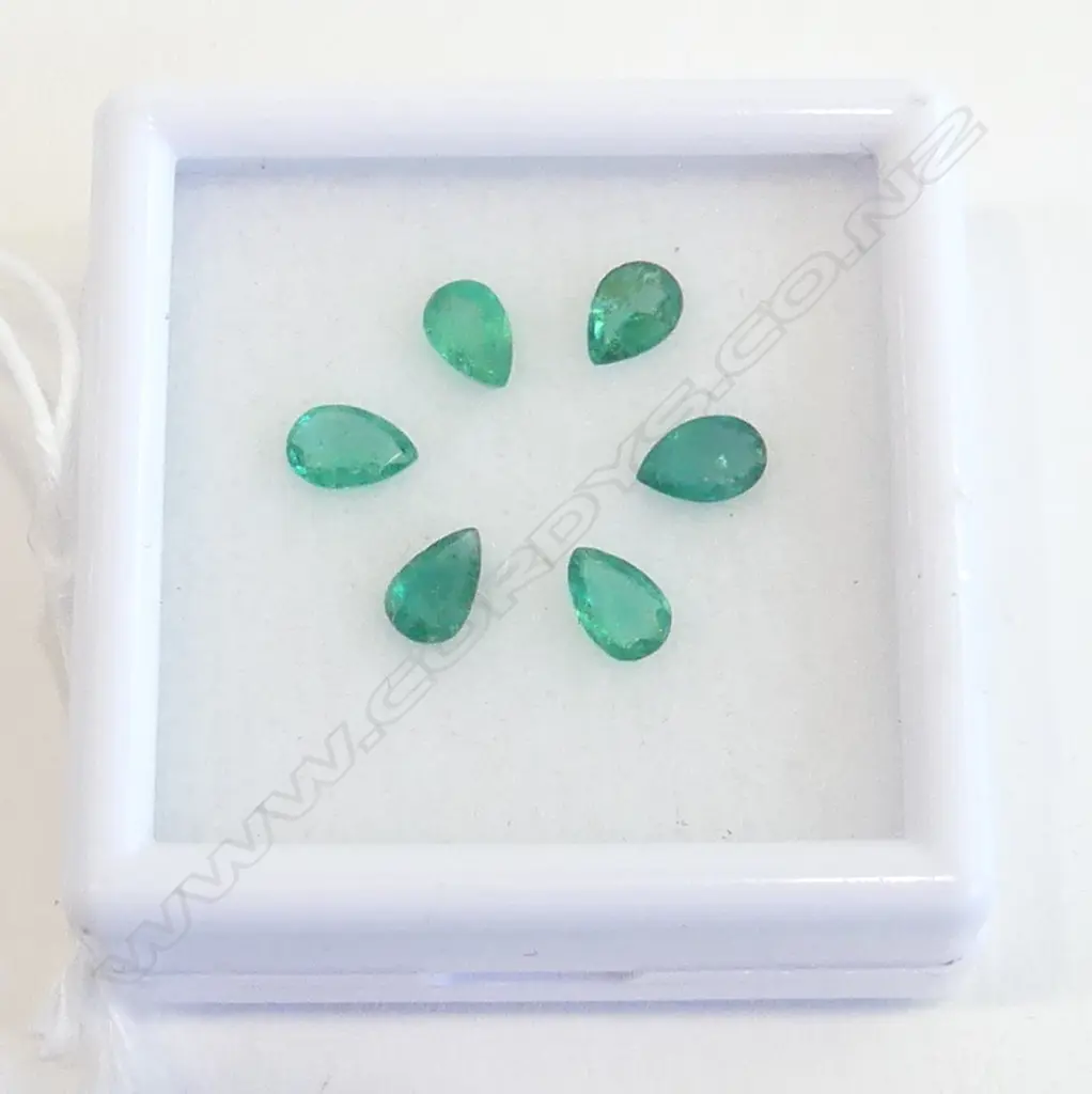 EMERALD 6X4 PEAR 6 = 2.15CT Image 1++
