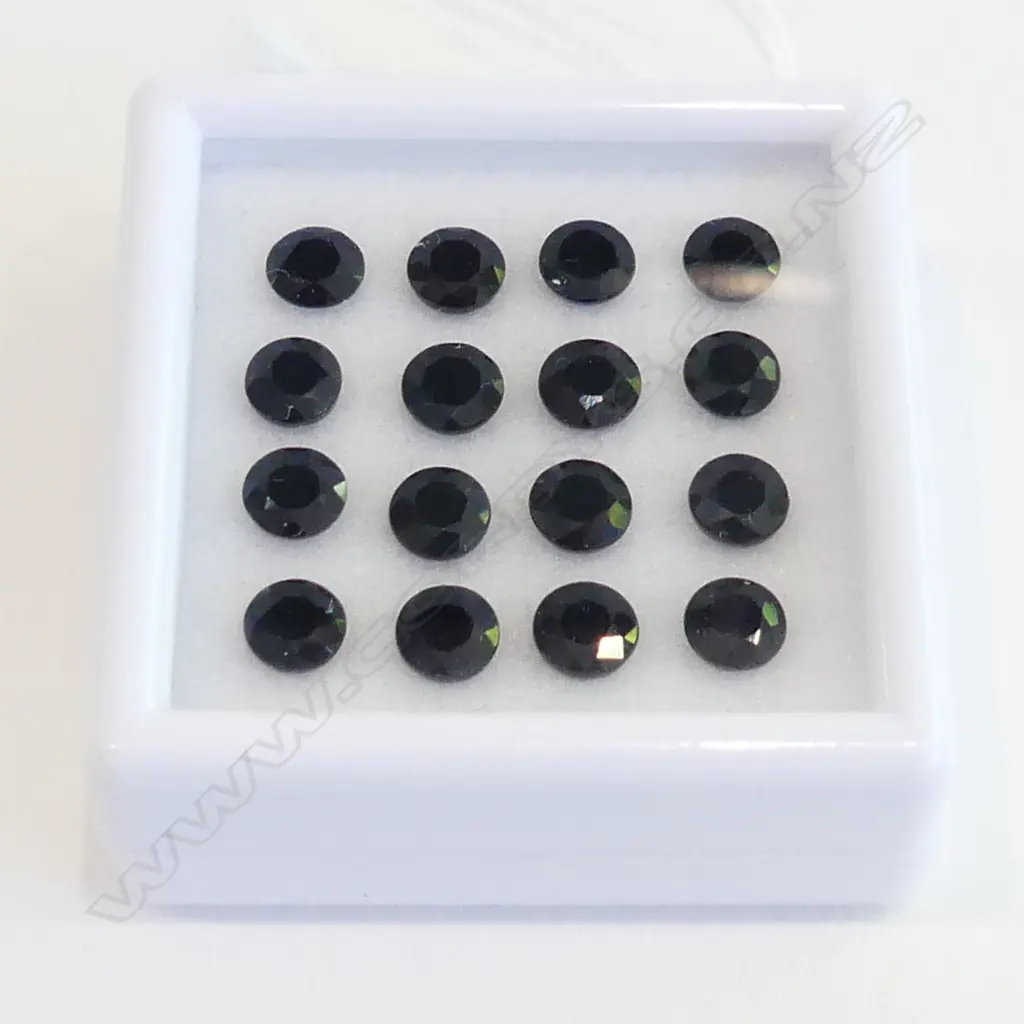 SAPPHIRE ROUND 5 MM 16 = 11.30CT Image 1++