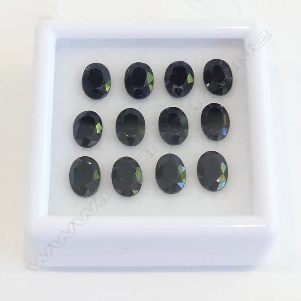 SAPPHIRE OVAL 7X 5 MM 12 = 13 75CT Image 1++