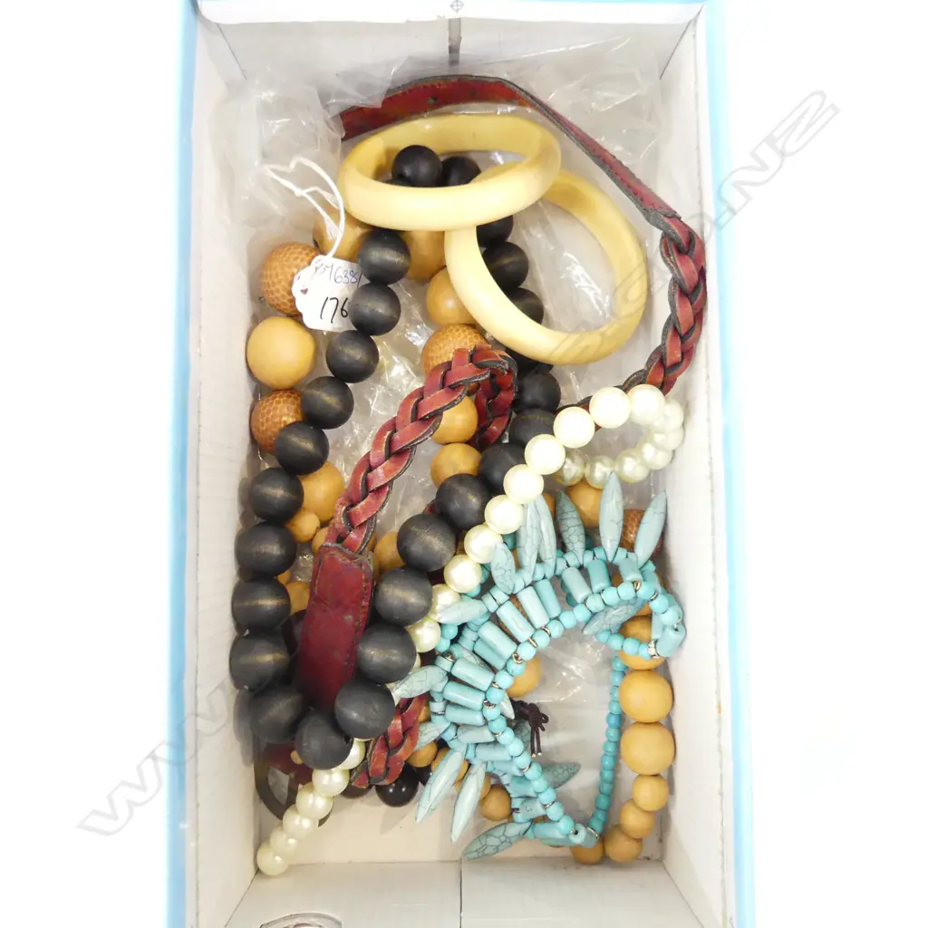 ASST. JEWELLERY INCL. PR IVORY BANGLES 6cm approx. inside dia Image 1++
