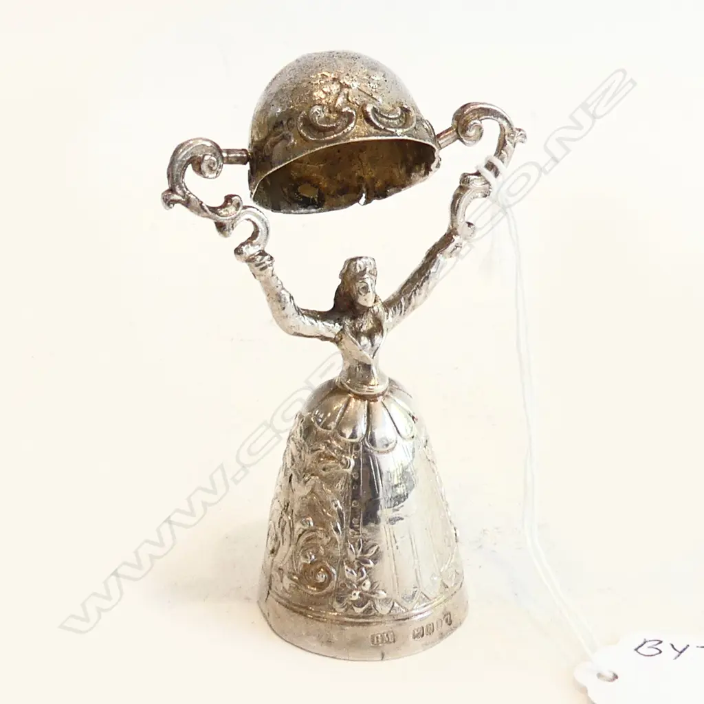 VICTORIAN STG SILVER FIGURAL MINIATURE WEDDING CUP WITH SWIVEL BOWL LONDON 1897 H. 75MM Image 1++