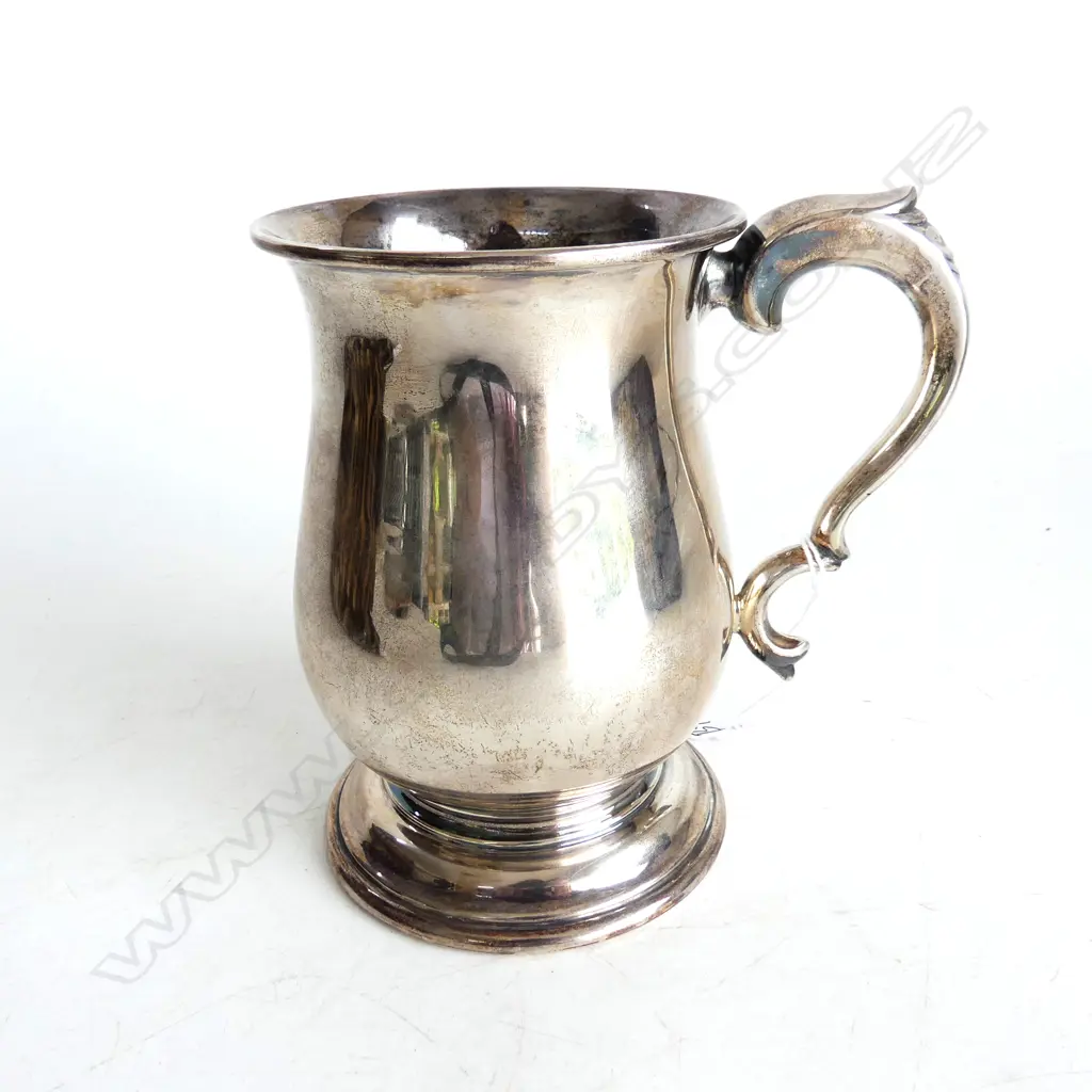 STERLING SILVER PINT TANKARD. IN THE GEORGIAN MANNER SHEFFIELD 1964 MAKER PINDER BROTHERS GARDEN ST. H.130mm. 350g Image 1++