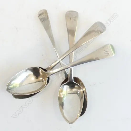 4 VICTORIAN STG SILVER DESSERT SPOONS  149 G