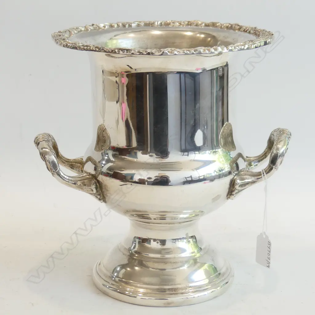 HEAVY VINTAGE SILVER PLATED CHAMPAGNE BUCKET WITH DECORATIVE BORDER RODD SILVERWARE H.270MM Image 1++