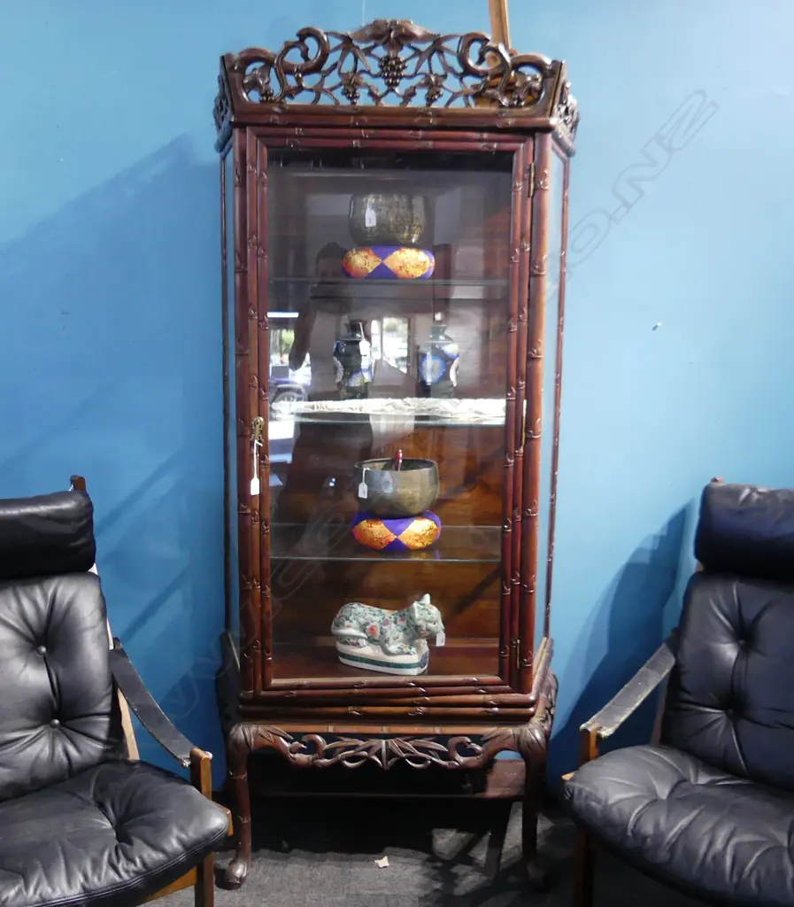 ORIENTAL DISPLAY CABINET 950x400x1970mm Image 1++