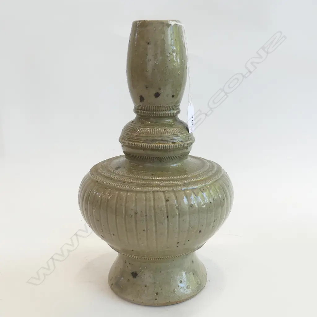VINTAGE CELEDON WATER BOTTLE FROM LAOS H 320 MM Image 1++