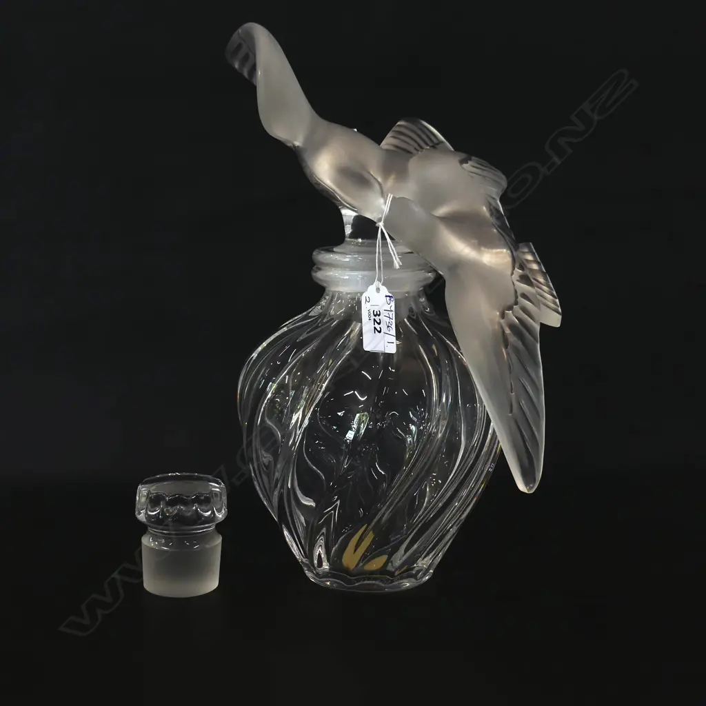 LALIQUE NINA RICCI L'AIR DU TEMPS PERFUME DISPLAY BOTTLE w. LGE DBLE BIRD STOPPER W.320mm Edition 38 Image 1++