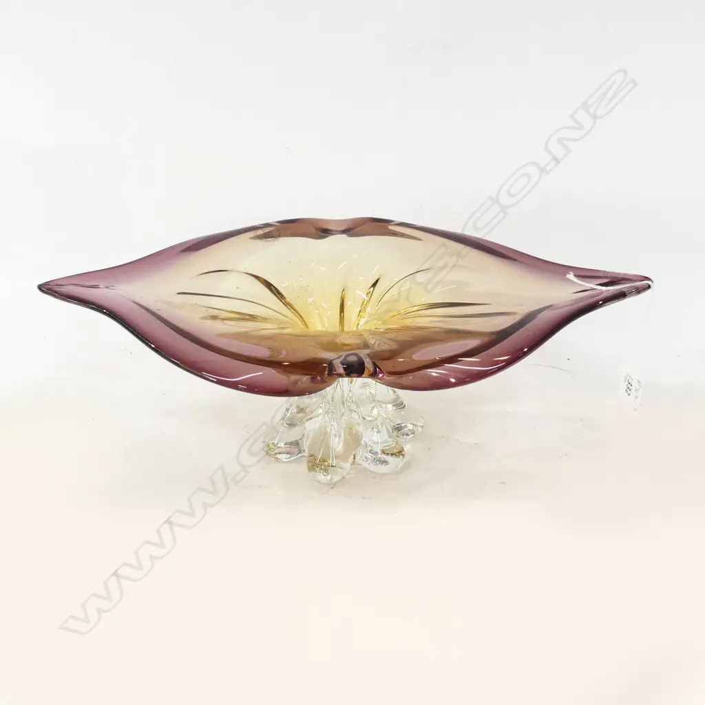 ART GLASS VASE 'NEW ZEALAND COLLECTION' W.385mm Image 1++