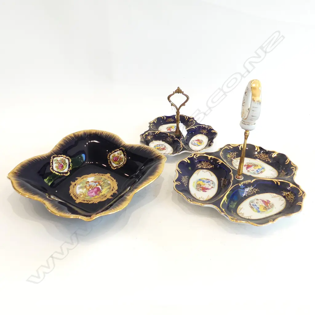 3 BLUE & GILT SERVING DISHES 280x280mm Image 1++