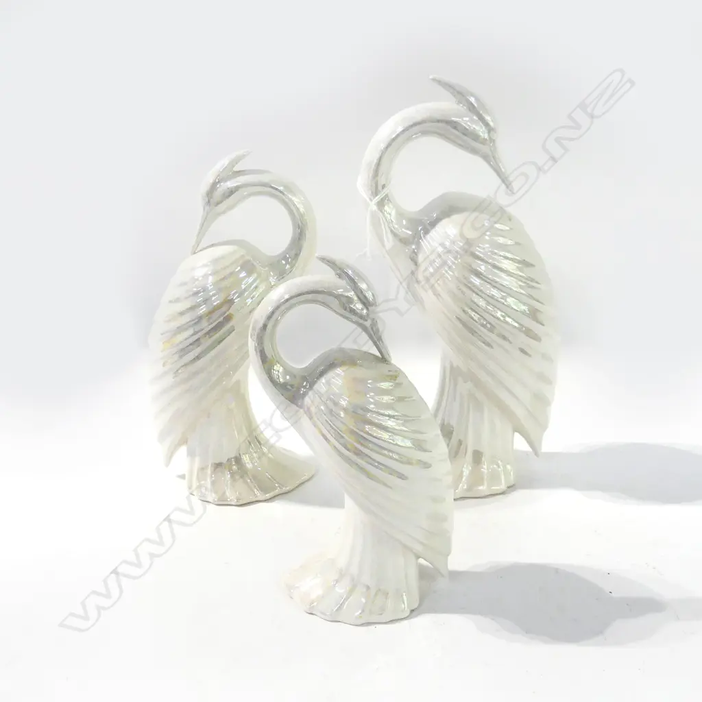3 LUSTER FOREST WARE HERONS VARIOUS SIZES TALLEST 240MM Image 1++