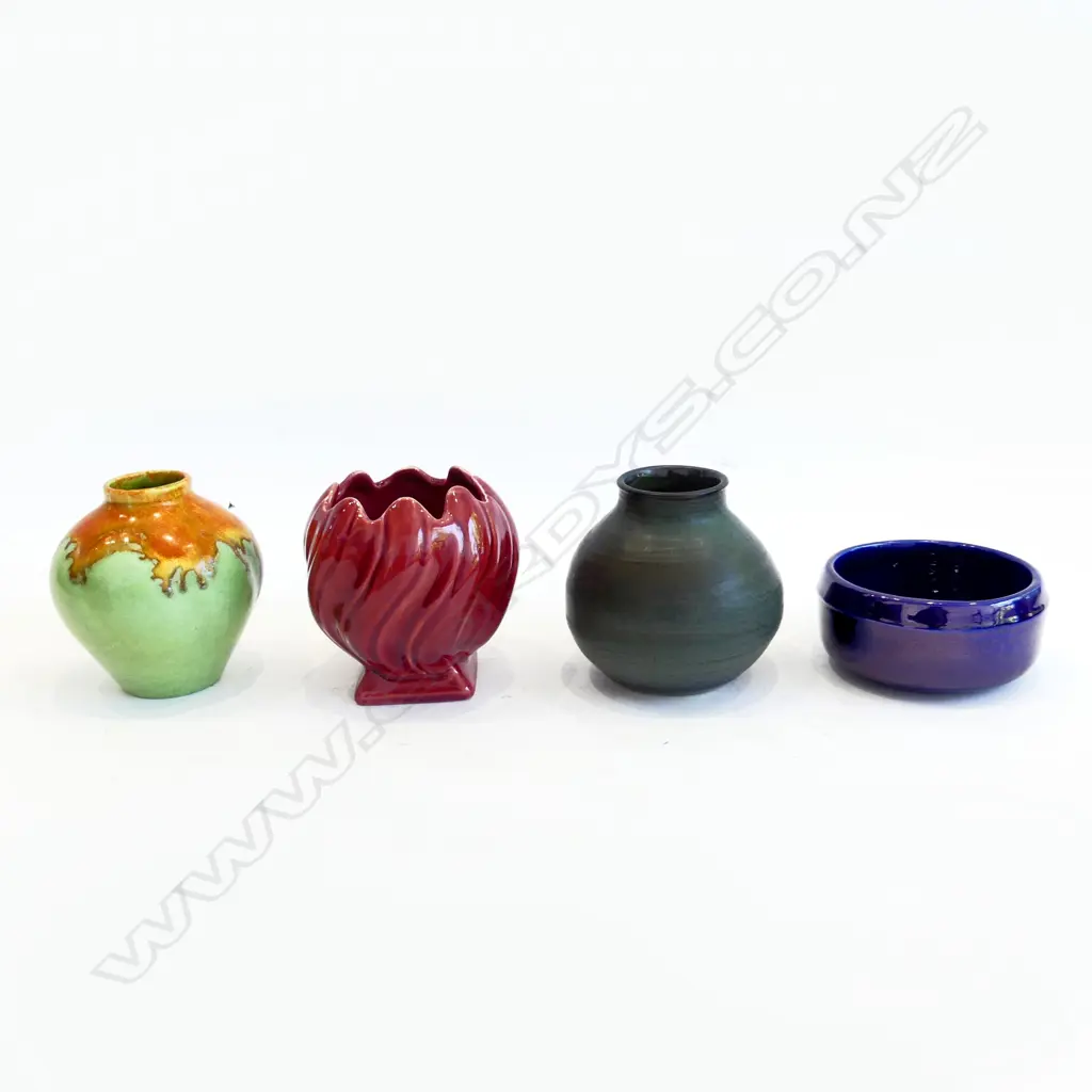 3 O C STEPENS VASES H100MM & SMALL O C STEPHENS BLUE BOWL DIA 100MM Image 1++