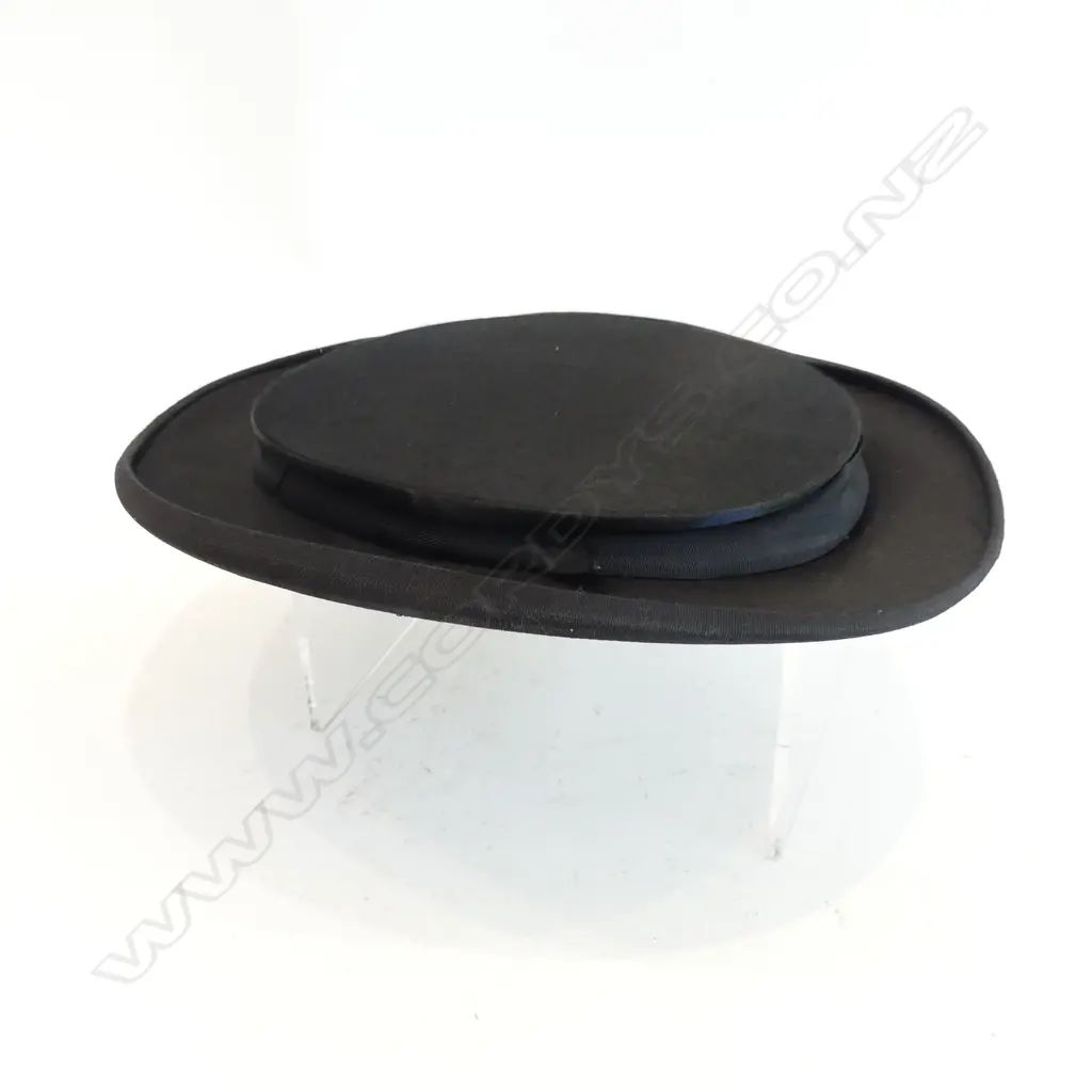 2 VINTAGE HATS ONE COLLAPSIBLE TOP HAT,ONE HOMBURGER Image 1++