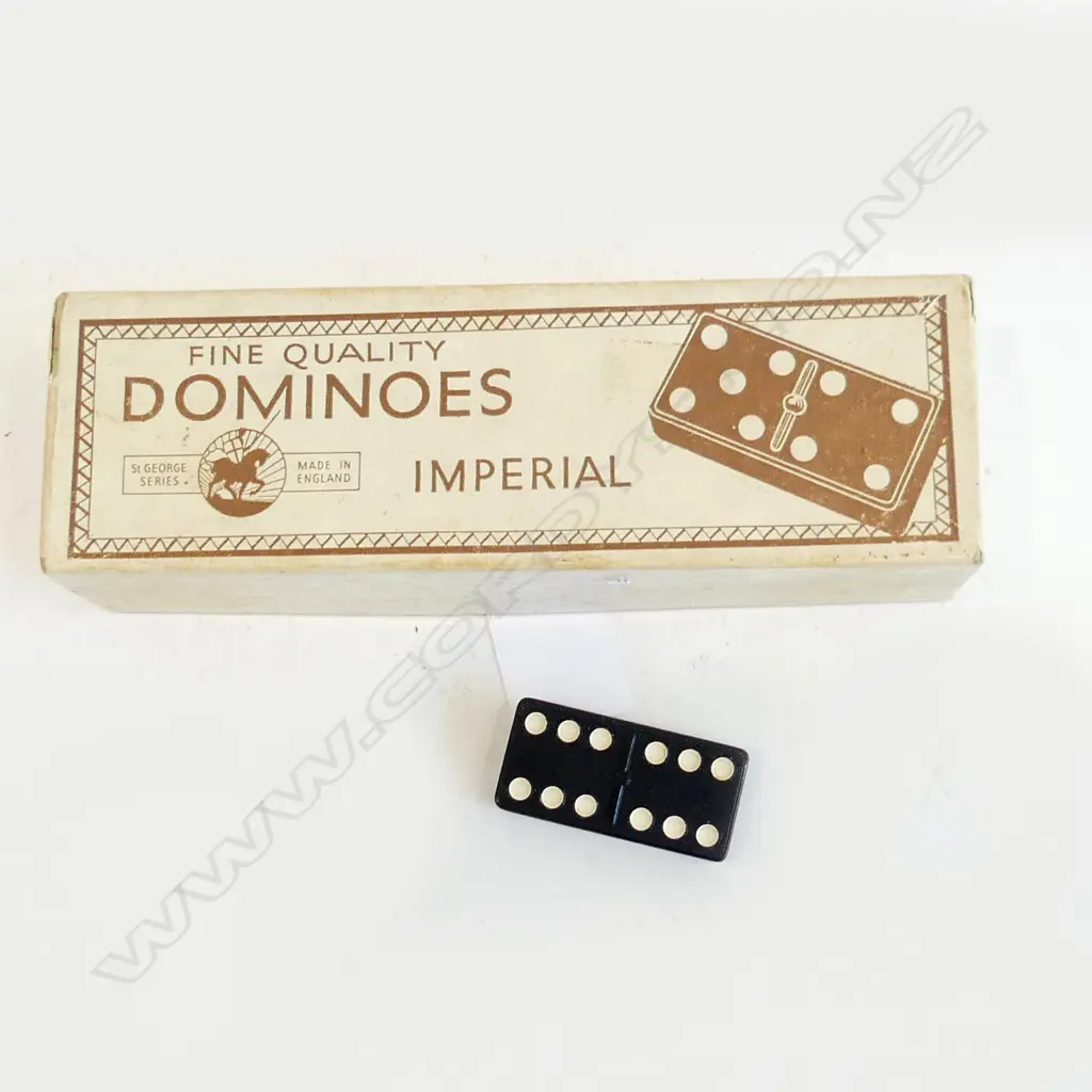 SET OF BOXED BAKELITE DOMINOES  Image 1++