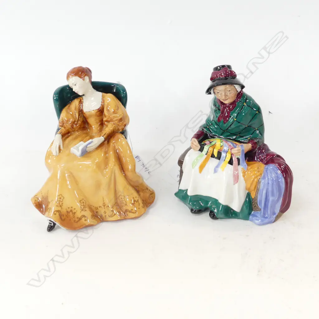 2 ROYAL DOULTON FIGURINES; ROMANCE & SILKS & RIBBONS H.145mm Image 1++
