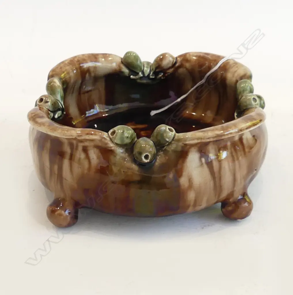AUSTRALIAN HARVEY SCHOOL SQUARE DISH BY FANNY G BRETT C1929 W 170 MM Image 1++