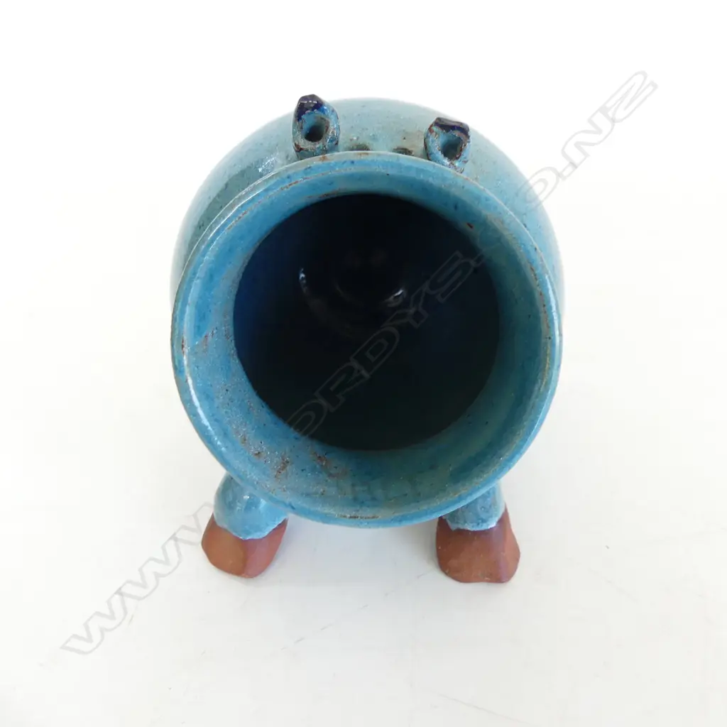 NZ POTTER ELISABETH LISSAMAN SALT PIG, UNMARKED, H.110mm Image 1++