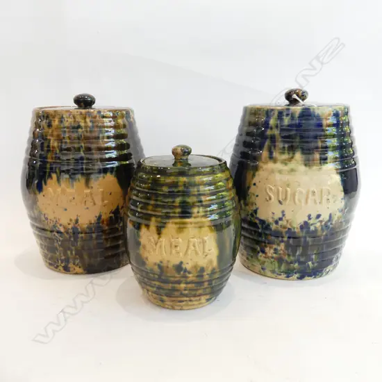 SET OF THREE LARGE MAJOLICA STORAGE JARS H 260 MM