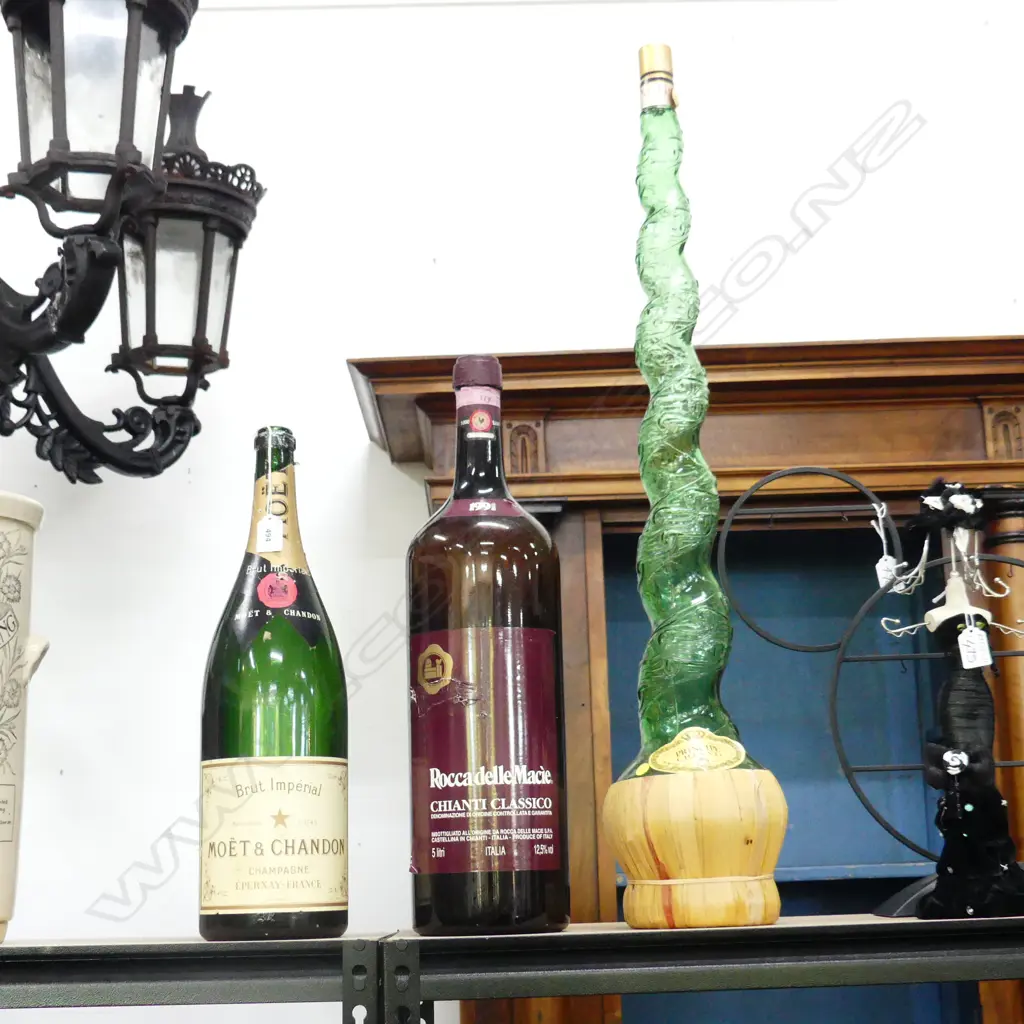 3 LARGE WINE BOTTLES: MOET, ROCCA DELLE MACIE, PRINCIPE CHIANTI H.850mm Image 1++