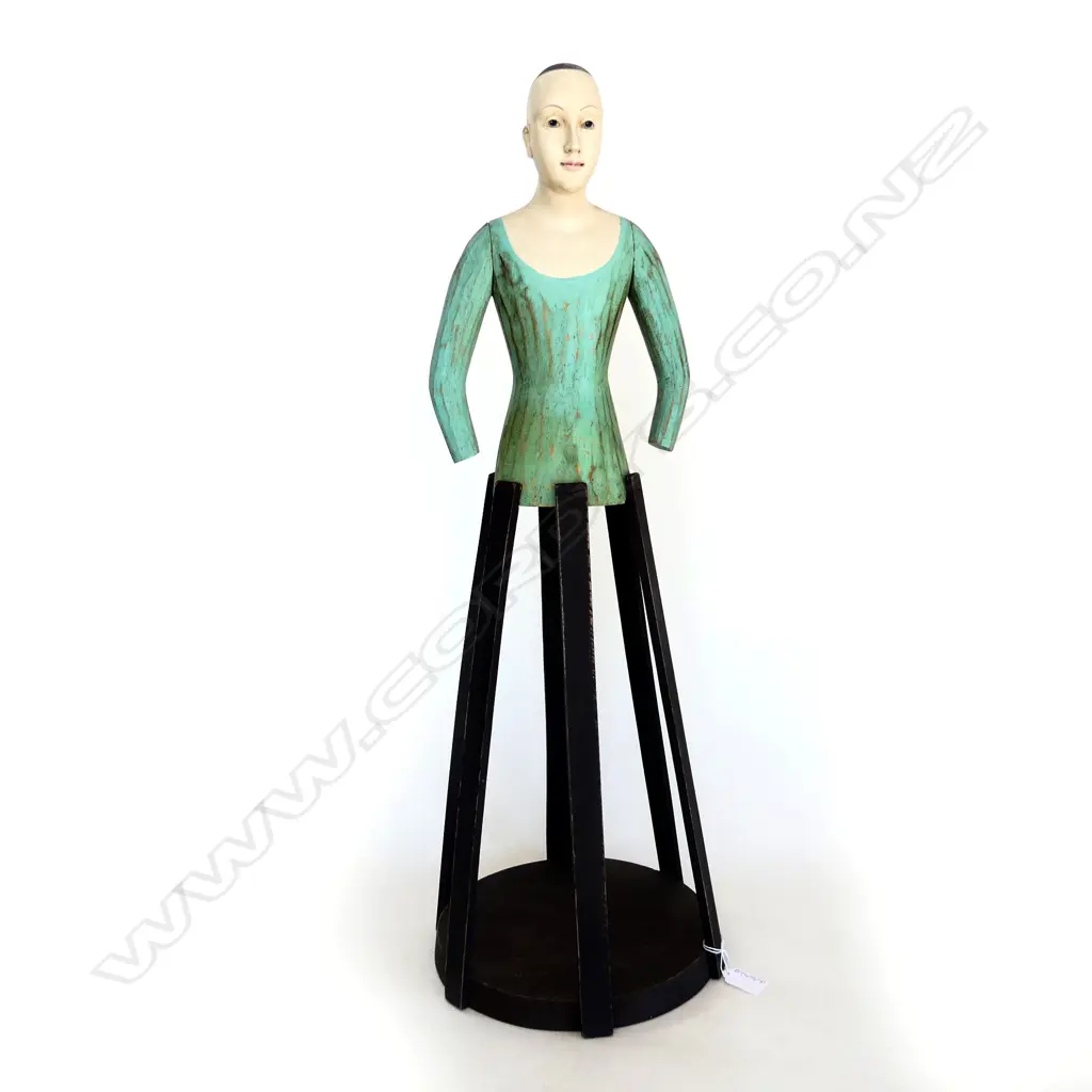 PAINTED WOODEN MANNEQUIN H.750mm Image 1++