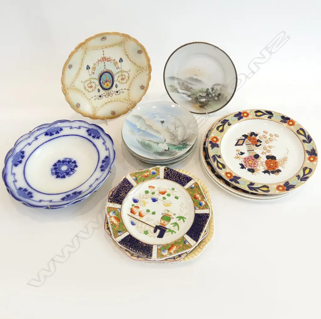 COLLECTION OF 11 LRG ENGLISH CHINA PLATES, SOME WITH ORIENTAL DESIGN WALL HANGERS & 7 JAPANESE SIDE PLATES Image 1++