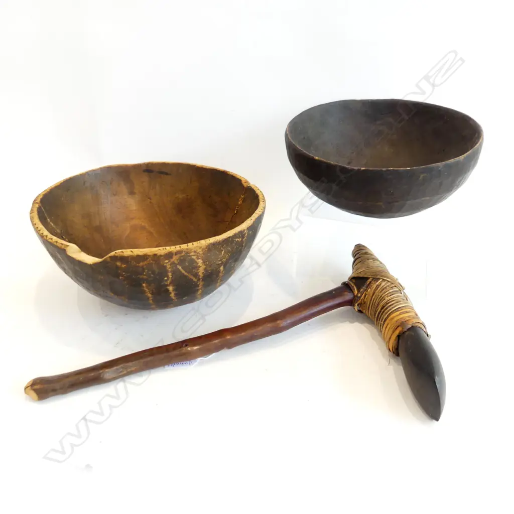3 PNG TRIBAL PIECES 2 BOWLS AND ADZE L 430 MM Image 1++