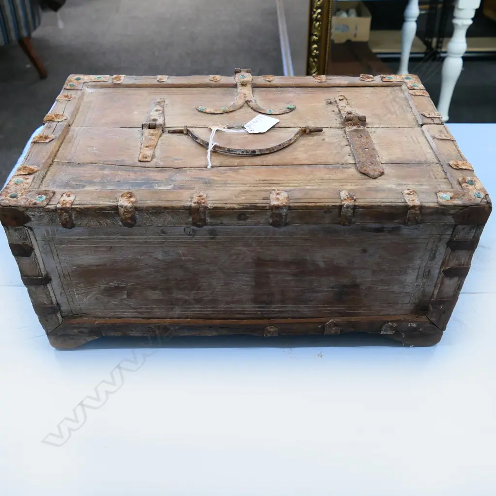 RUSTIC WOODEN BOX W.400mm Image 1++