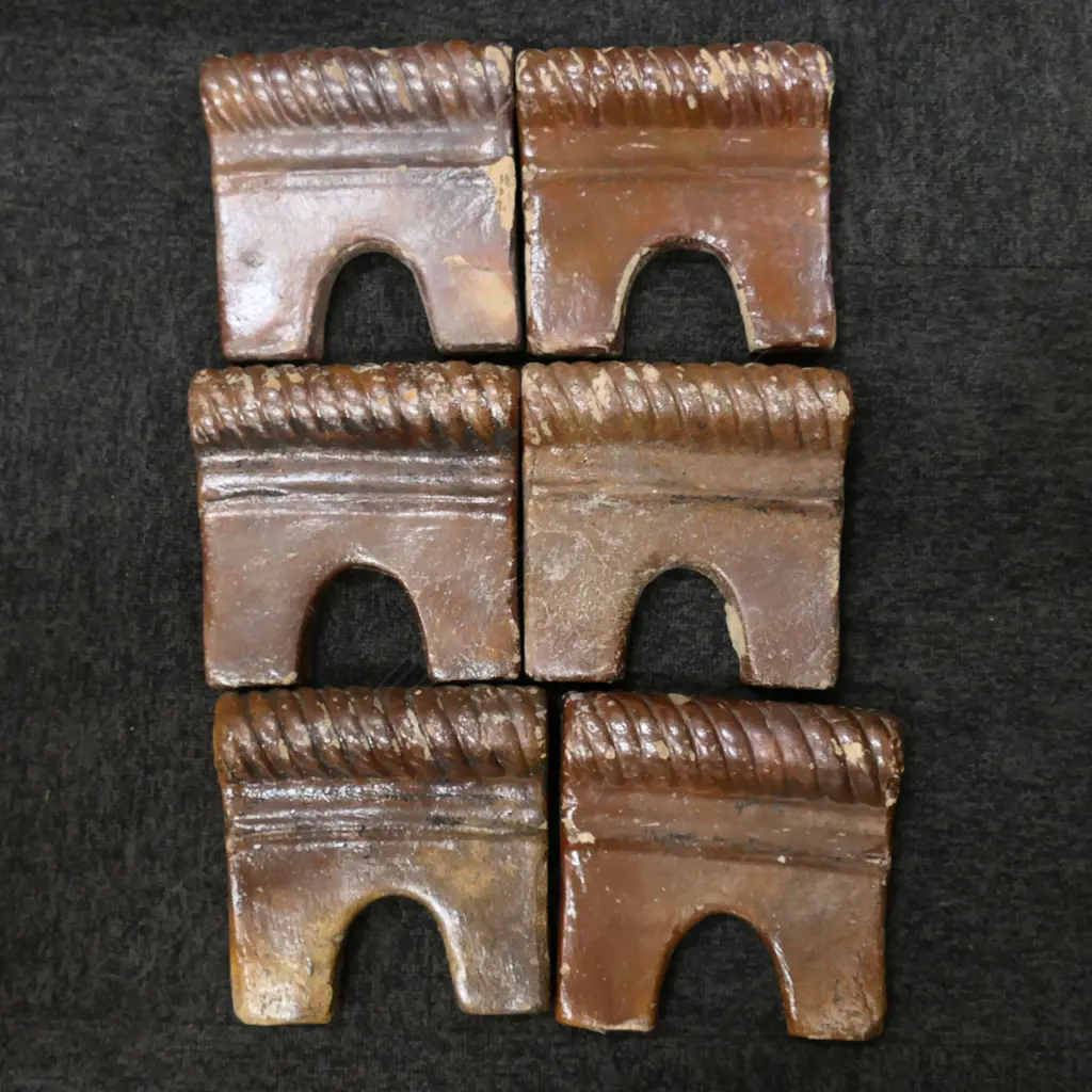 6 PCES ANTIQUE GLAZED POTTERY GARDEN EDGING W.200mm Image 1++