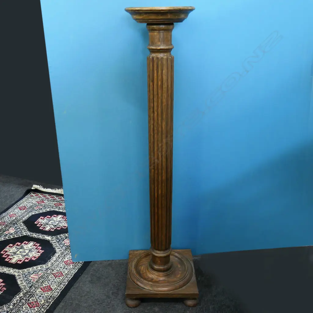 TALL WOODEN PLINTH/ PLANT STAND H 1200 MM Image 1++