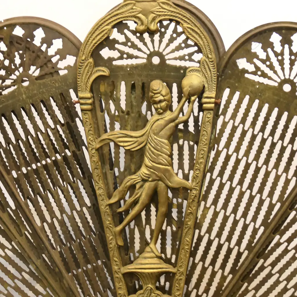 VINTAGE BRASS DECO-STYLE PEACOCK FIRE SCEEN H.810mm Image 1++