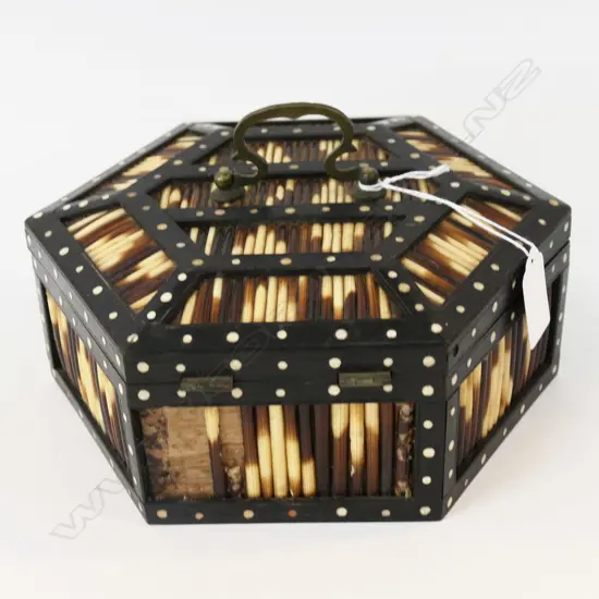 ANTIQUE HEXAGONAL PORCUPINE QUILL BOX 190mm dia. Some faults