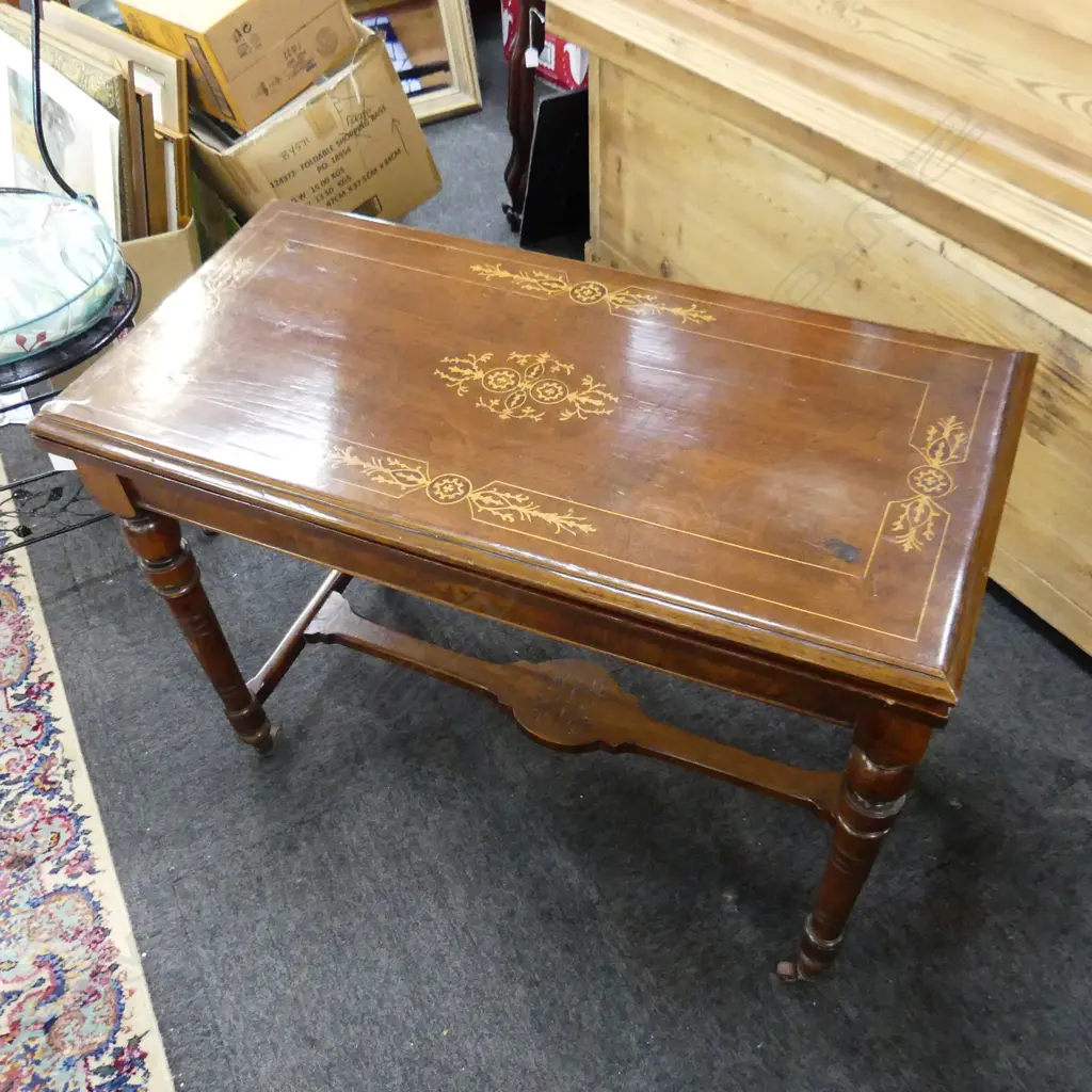 INLAID VICTORIAN CARD TABLE Image 1++