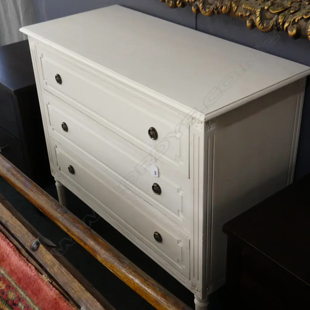 FRENCH STYLE WHITE PAINTED CHEST OF DRAWERS 900x400x850mm Image 1++