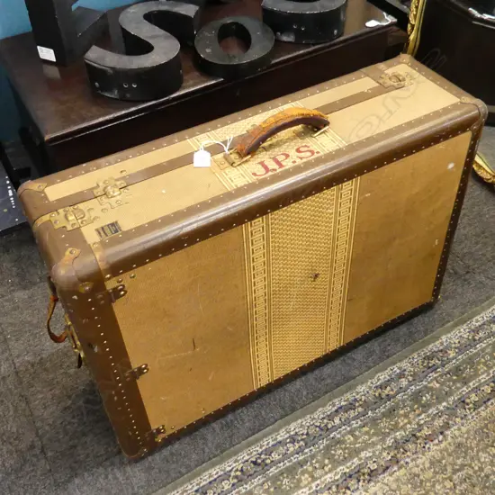 VINTAGE AMERICAN SUITCASE; HARTMANN TOUROBE W.730mm 