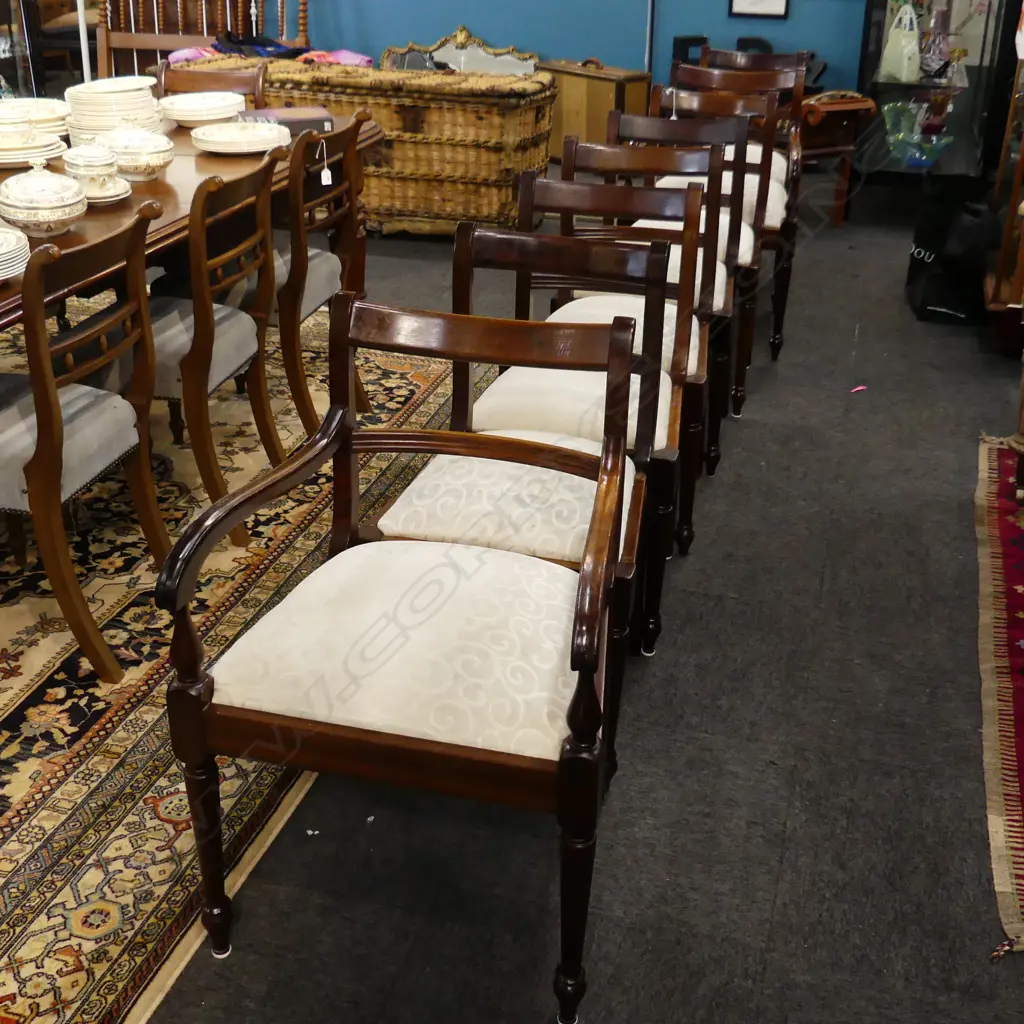 8 MAHOGANY REGENCY STYLE DINING CHAIRS 2 ARE CARVERS Image 1++