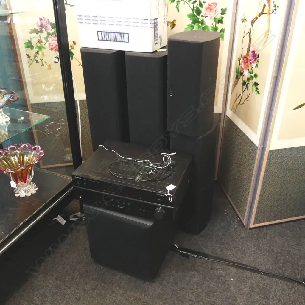 7 PCE SPEAKER SYSTEM: YAMAHA AV RX-V667 + 6 WHARFDALE SPEAKERS Image 1++