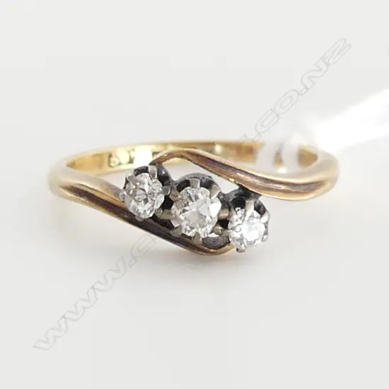 18CT DIAMOND RING 2.5 GM SIZE L 1/2
