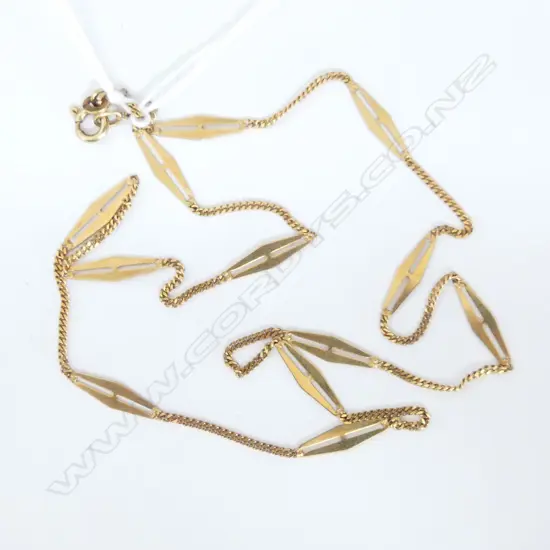 14ct GOLD NECK CHAIN LOZENGE & FINE CHAIN LINKS L.440mm  5gms