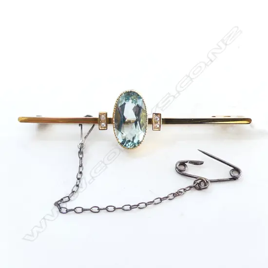 NZ COLOINAL MAKER 'DREWS' Wanganui 15CT gold 4gms & AQUAMARINE BROOCH. Ring & box both named