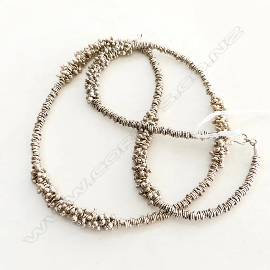 DESIGNER SILVER NECKLACE 114gm  75CM LONG Image 1++