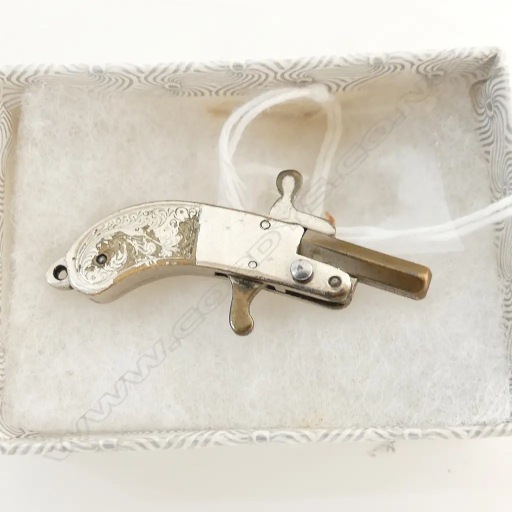 FOB CHAIN MINIATURE SILVER PLATE PISTOL Image 1++