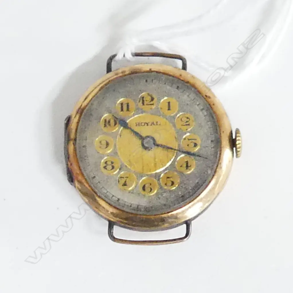 9ct GOLD 'ROYAL' LADIES WRISTWATCH  Image 1++