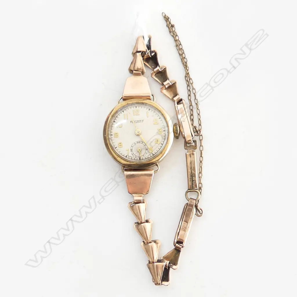 c1930 LADIES 9CT WATCH + 9ct STRAP 13.2gms not running Image 1++