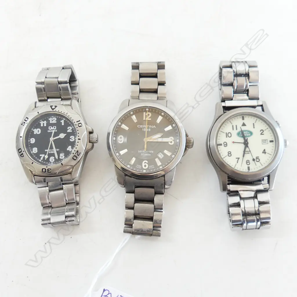 3 GENTS WRIST WATCHES: CERTINA, Q&Q, LAND ROVER Image 1++