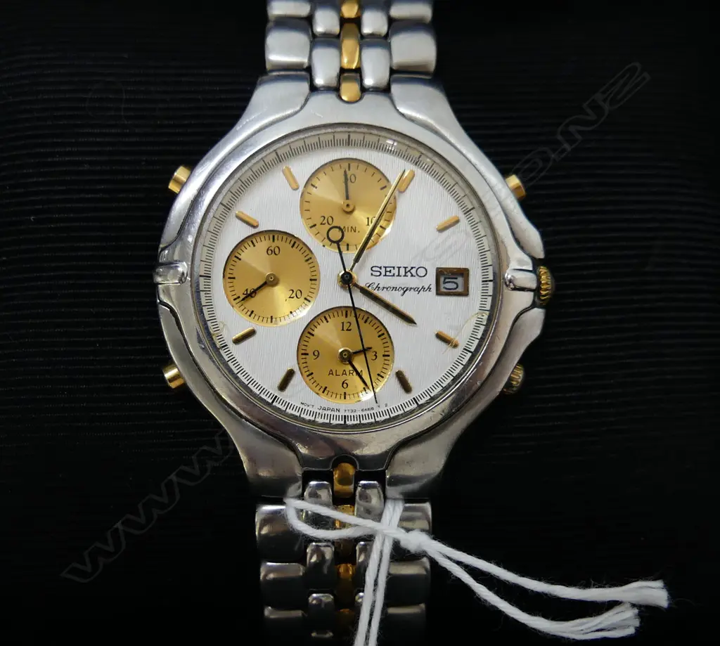 SEIKO GENT'S CHRONOGRAPH WRISTWATCH BOXED w tag + extra links. Ref.SDWA14P. alarm + calendar + sapphire crystal glass"  Image 1++