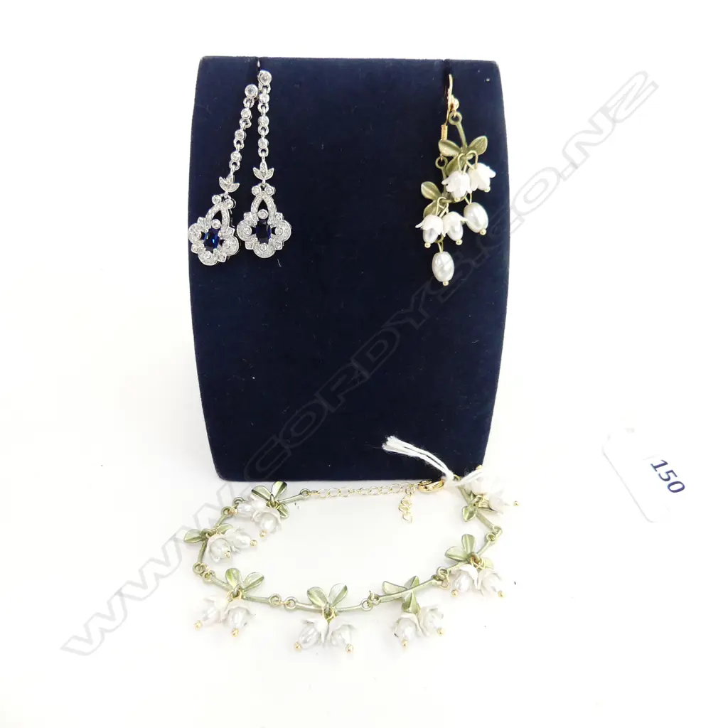 PEARL LOOK BRACELET w 2 PRS EARRINGS Image 1++