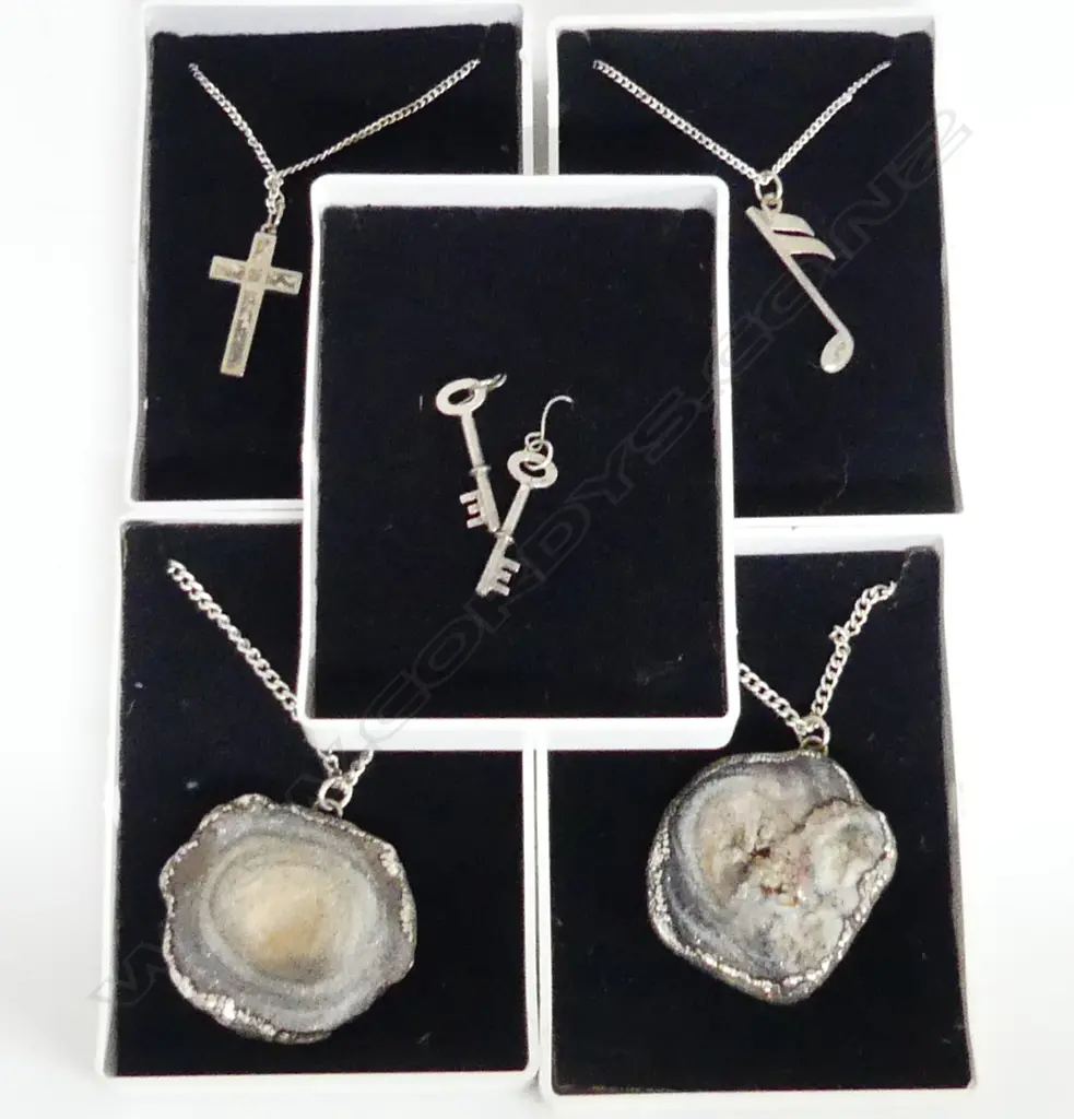 4 x RUSSELL MURPHY SILVER PENDANTS + PR KEY EARRINGS: Image 1++