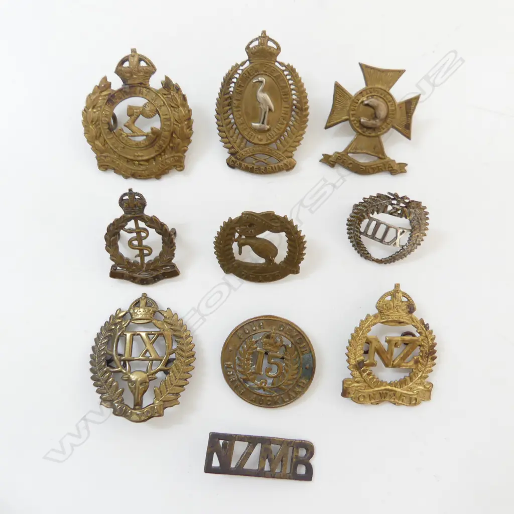 ASST. NZ CAP BADGES ETC Image 1++