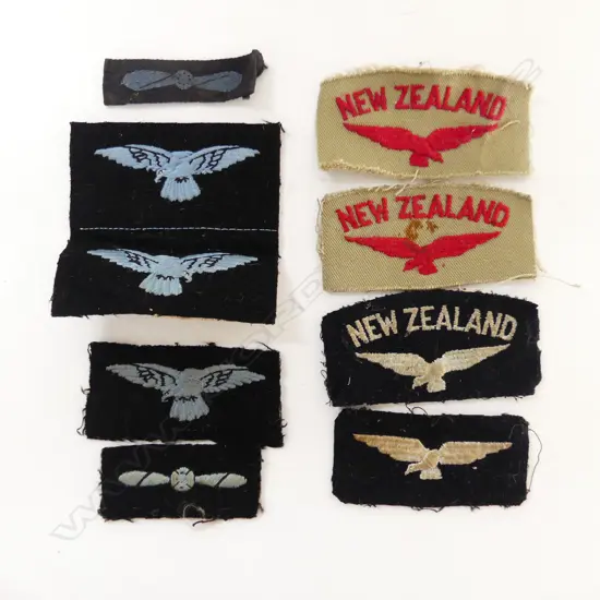 ASST. NZ AIRFORCE SHOULDER BADGES